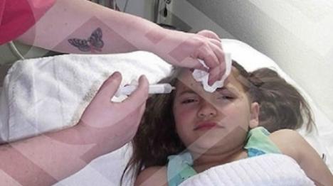 Îşi injectează fetiţa de 8 ani cu botox!